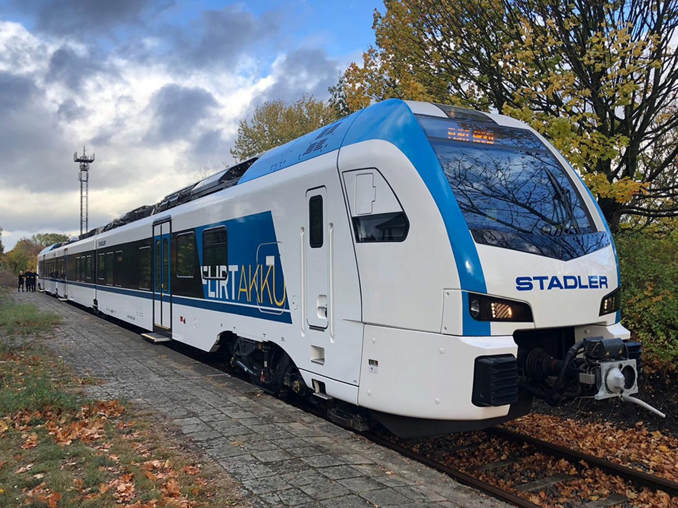 Stadler má první zakázku na vlaky na baterie budou jezdit na severu