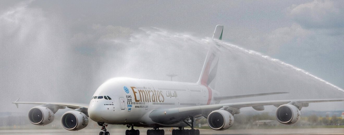 První A380 v Praze, foto: Emirates