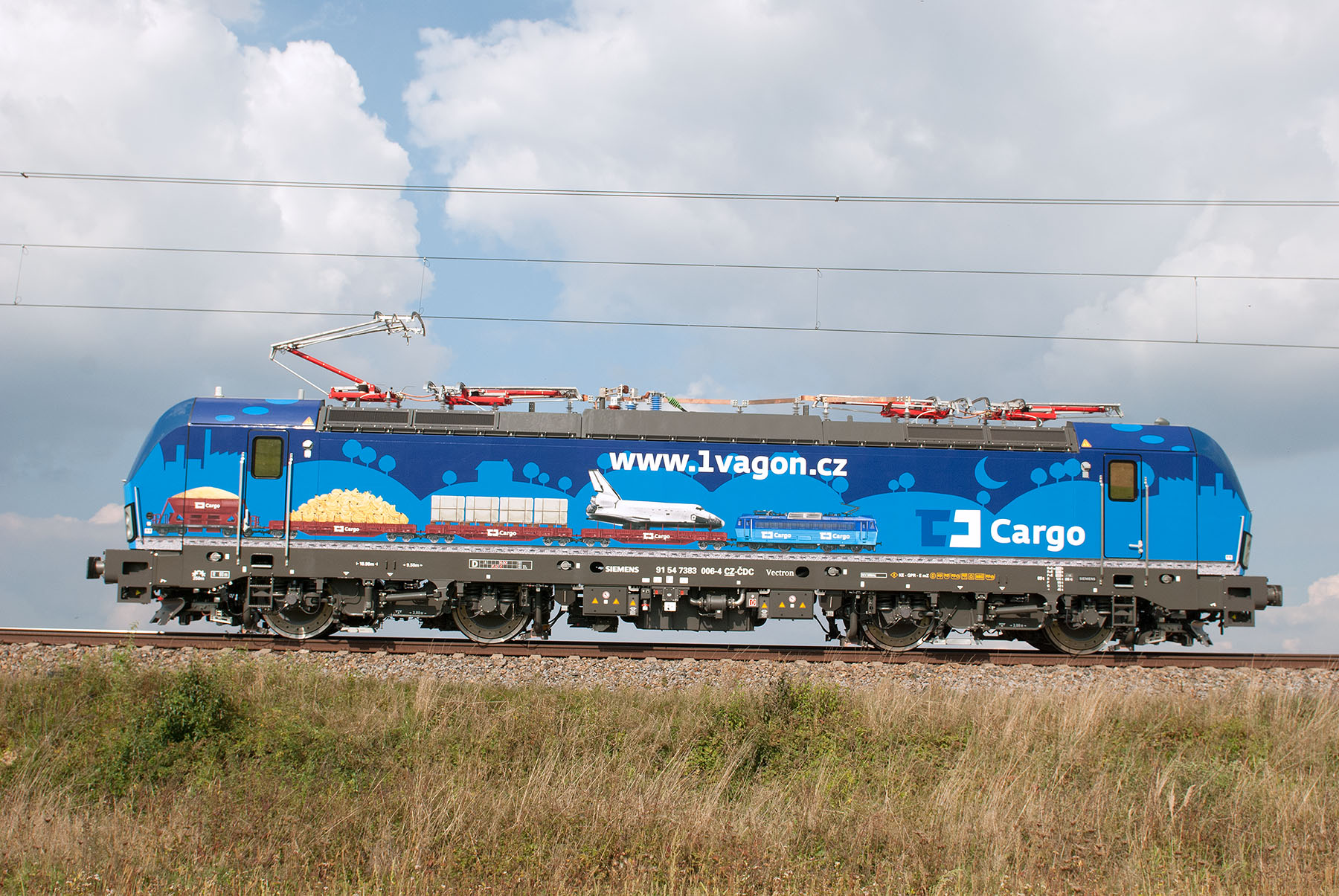 Vectron 383.006 ČD Cargo s reklamou na vozové zásilky, foto: Zdopravy.cz/Josef Petrák