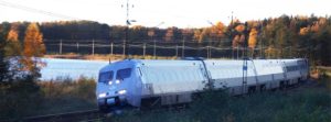 Švédské dráhy SJ používají zatím tři typy jednotek vlaků pro rychlost na 200 km/h. Jednotka SJ3000 je nejnovější z nich. Foto: SJ