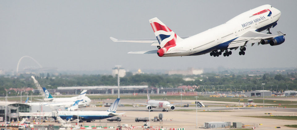 Boeing 747-400 British Airways při odletu z Londýna. Foto: British Airways