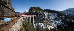 Glacier Express na viaduktu Landwasser. Foto: Rhätische Bahn