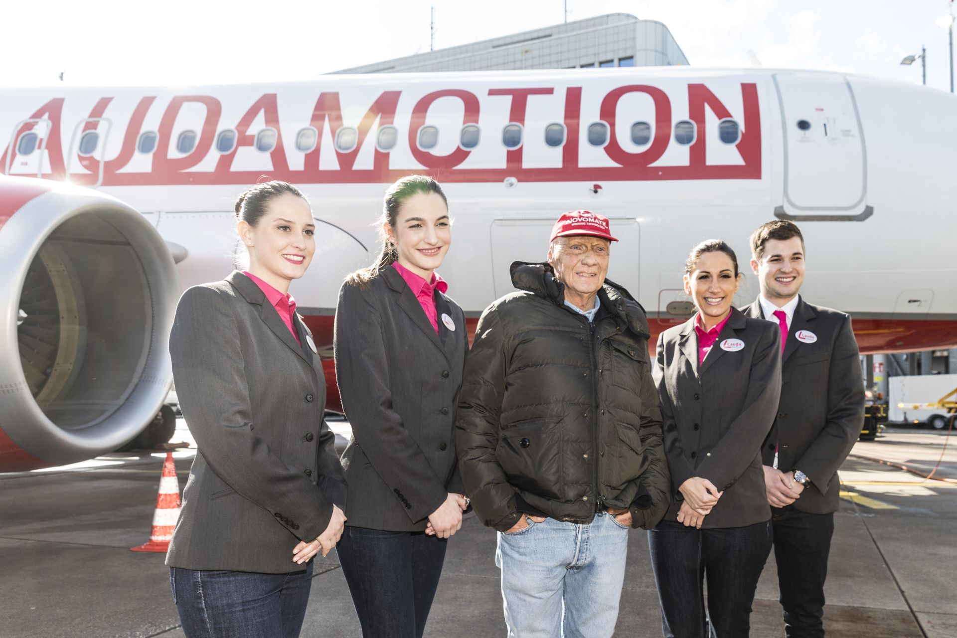 Start prvního letu Laudamotion a zakladatel firmy Niki Lauda. Foto: Laudamotion