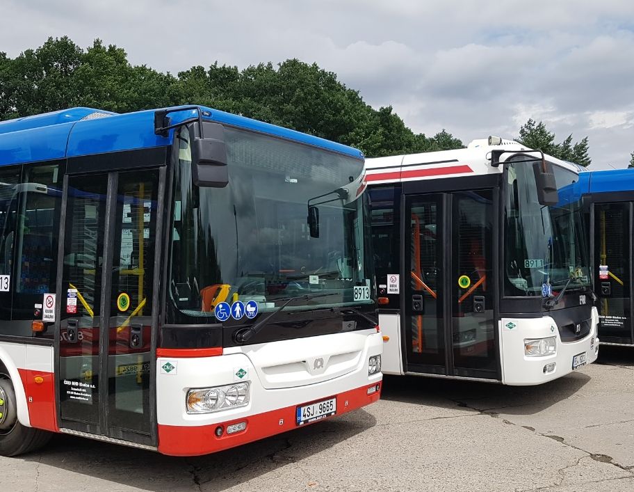 Nové kloubové autobusy SOR na CNG pro MHD Kladno. Autor: Arriva