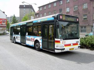 Autobus MHD v Karlových Varech. Foto: DPKV