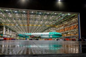 Boeing ukázal první částečně vyrobený model 777X určený pro statické testování. Foto: Boeing