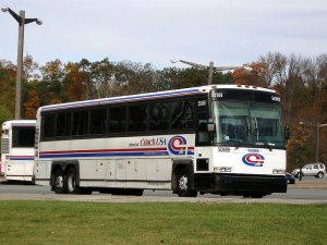 Autobus společnosti Couch USA patřící pod Stagecoach. Foto: Adam E. Moreira / Wikimedia Commons