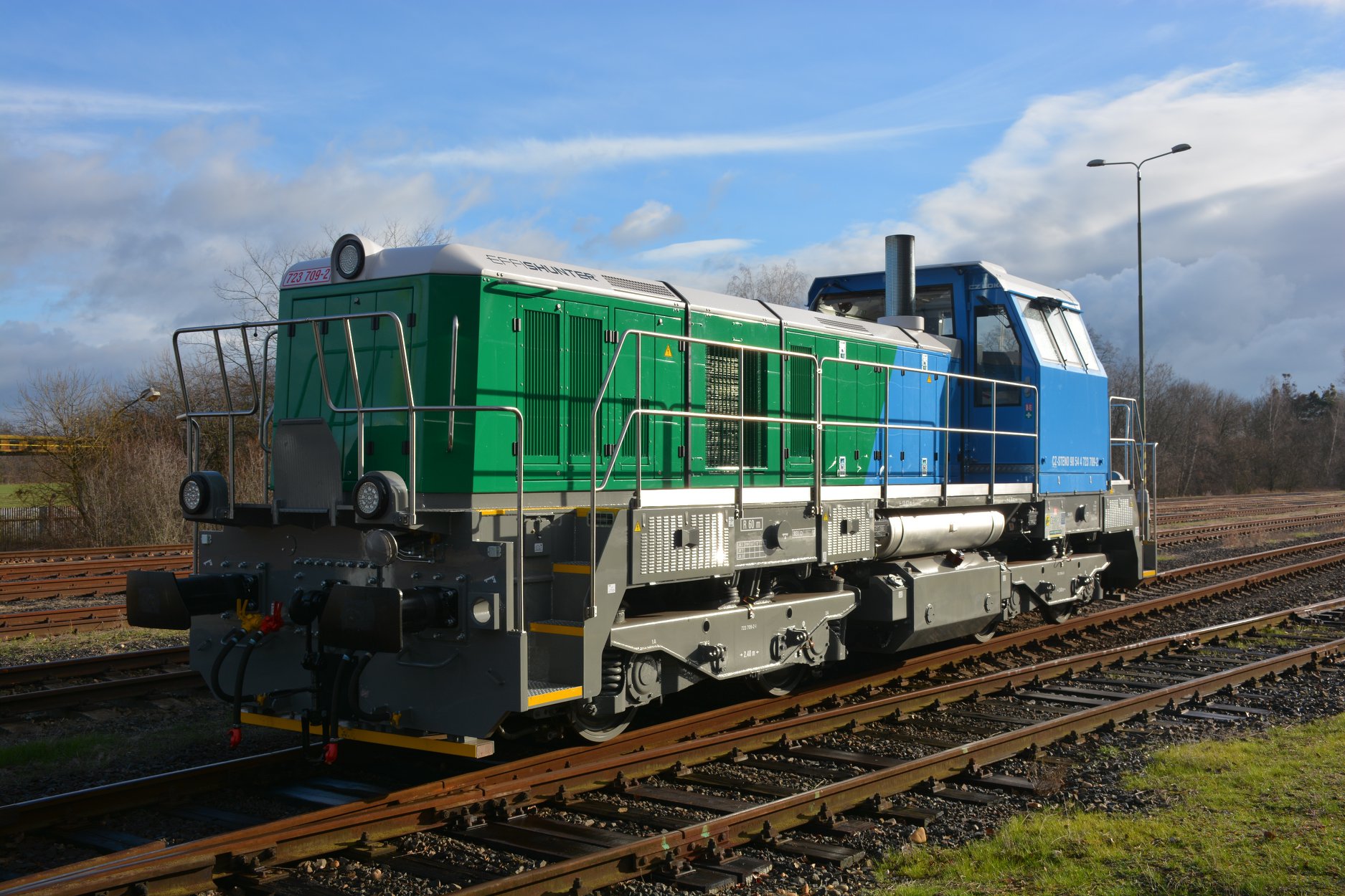 Nová lokomotiva EffiShunter 600 s označením 723.709. Foto: CZ LOKO