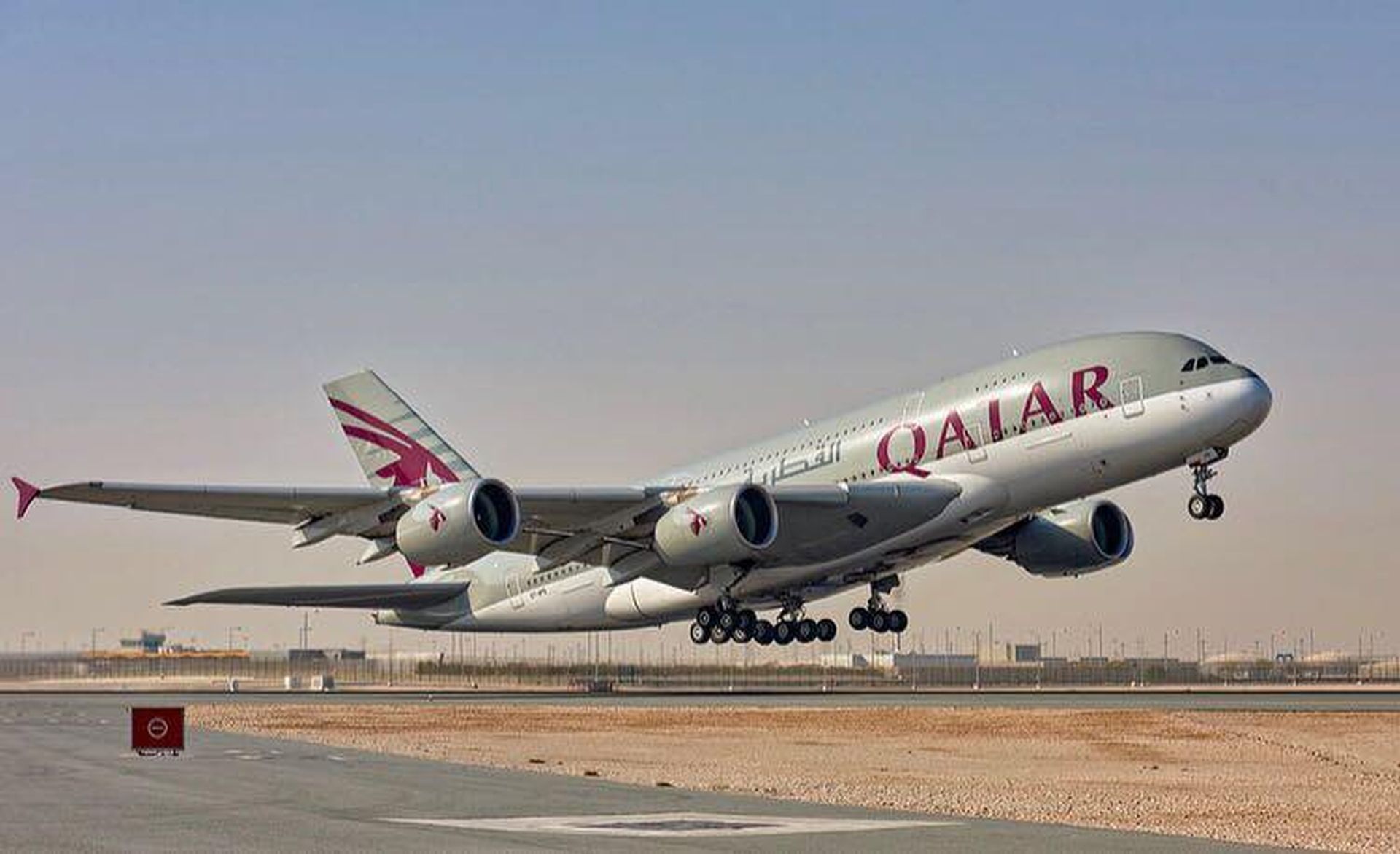 A380 společnosti Qatar Airways na vzletu z Dauhá. Foto: Qatar Airways