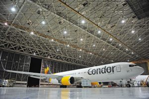 Boeing 767 společnosti Condor patřící pod skupinu Thomas Cook. Foto. Thomas Cook