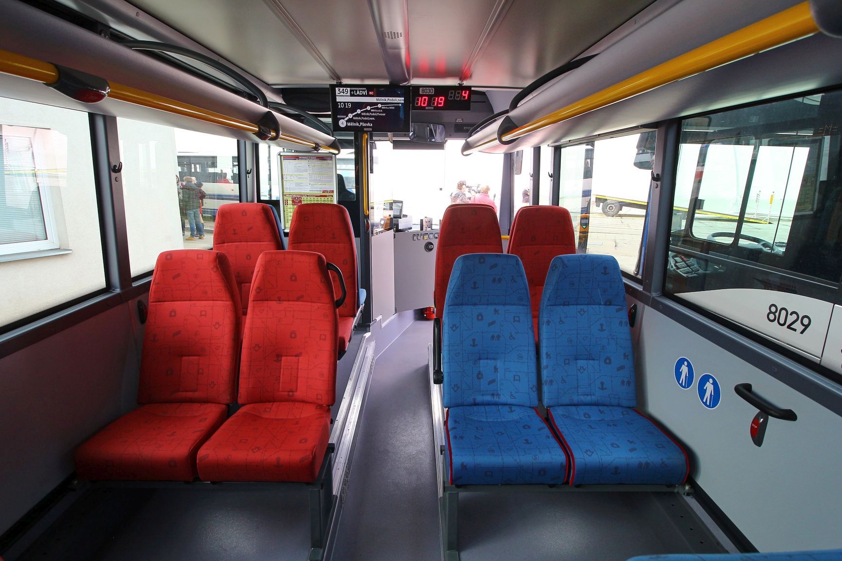 Nové autobusy Iveco pro PID. Pramen: ROPID