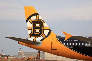 Airbus A320 společnosti JetBlue v barvách Boston Bruins. Foto. Boston Bruins