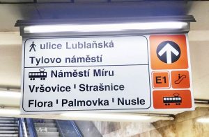 Nová navigační tabule v metru (I.P. Pavlova). Autor: DPP