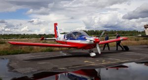 Letadlo Zlin Z 143 LSi Genius po přistání . Foto: Velvyslanectví ČR ve Finsku