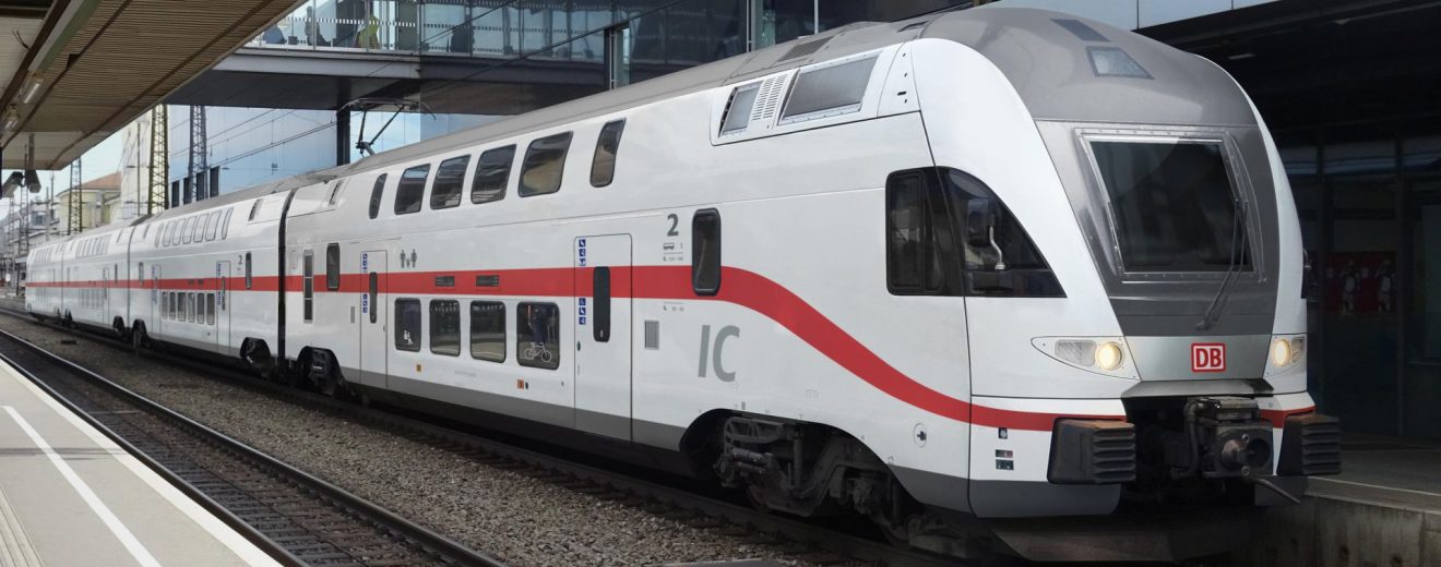 Stadler Kiss v barvách DB na vlaky IC. Vizualizace: Deutsche Bahn