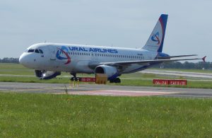 Letadlo Ural Airlines po přistání v Praze. Autor: Zdopravy.cz/Jan Šindelář