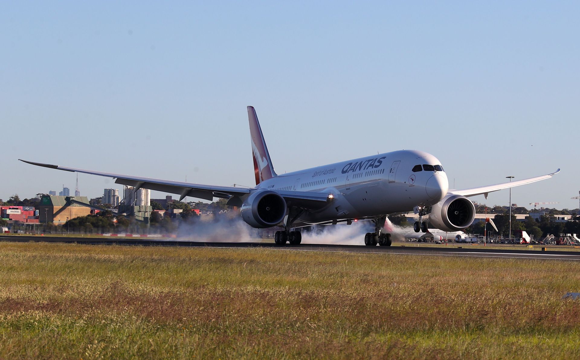 Přistání Boeingu 787-9 v Sydney. Foto: James D Morgan / Qantas