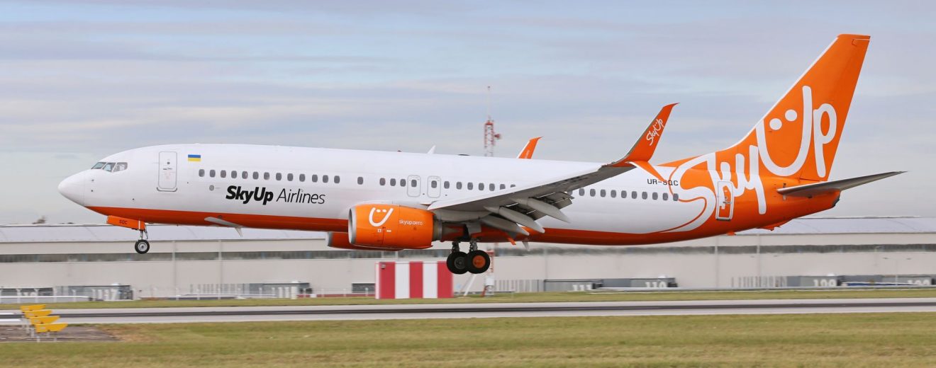 SkyUp Airlines přistávají na Letiště Praha s prvním letem. Foto: Letiště Praha