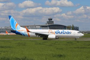 Boeing 737-800 společnosti flydubai v Praze. Foto: Letiště Praha