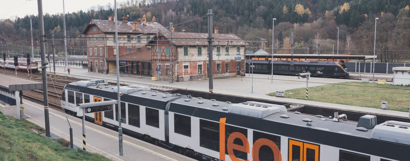 Alstom Lint v barvách Leo Express v Ústí nad Orlicí. Foto: Leo Express