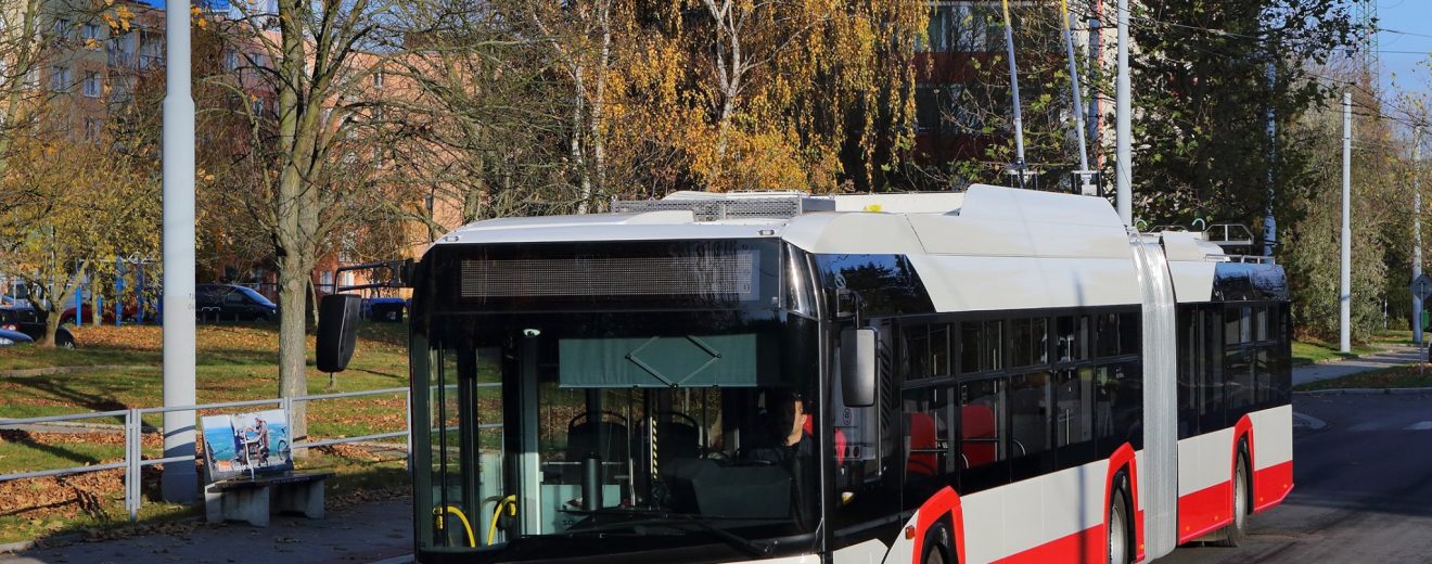 Trolejbus 27Tr v Ústí nad Labem. Pramen: FB Dopravního podniku ÚnL