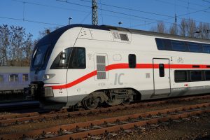 Jednotka Stadler Kiss v barvách DB. Foto: Deutsche Bahn