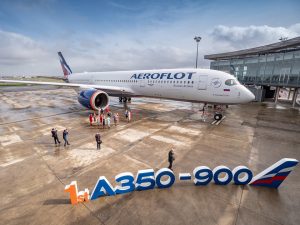 Předání nového A350-900 Aeroflotu. Foto: Flyrosta.com