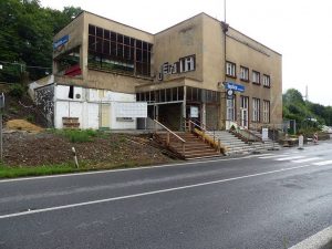 Nádražní budova Teplice nad Bečvou. Pramen: Národní památkový ústav