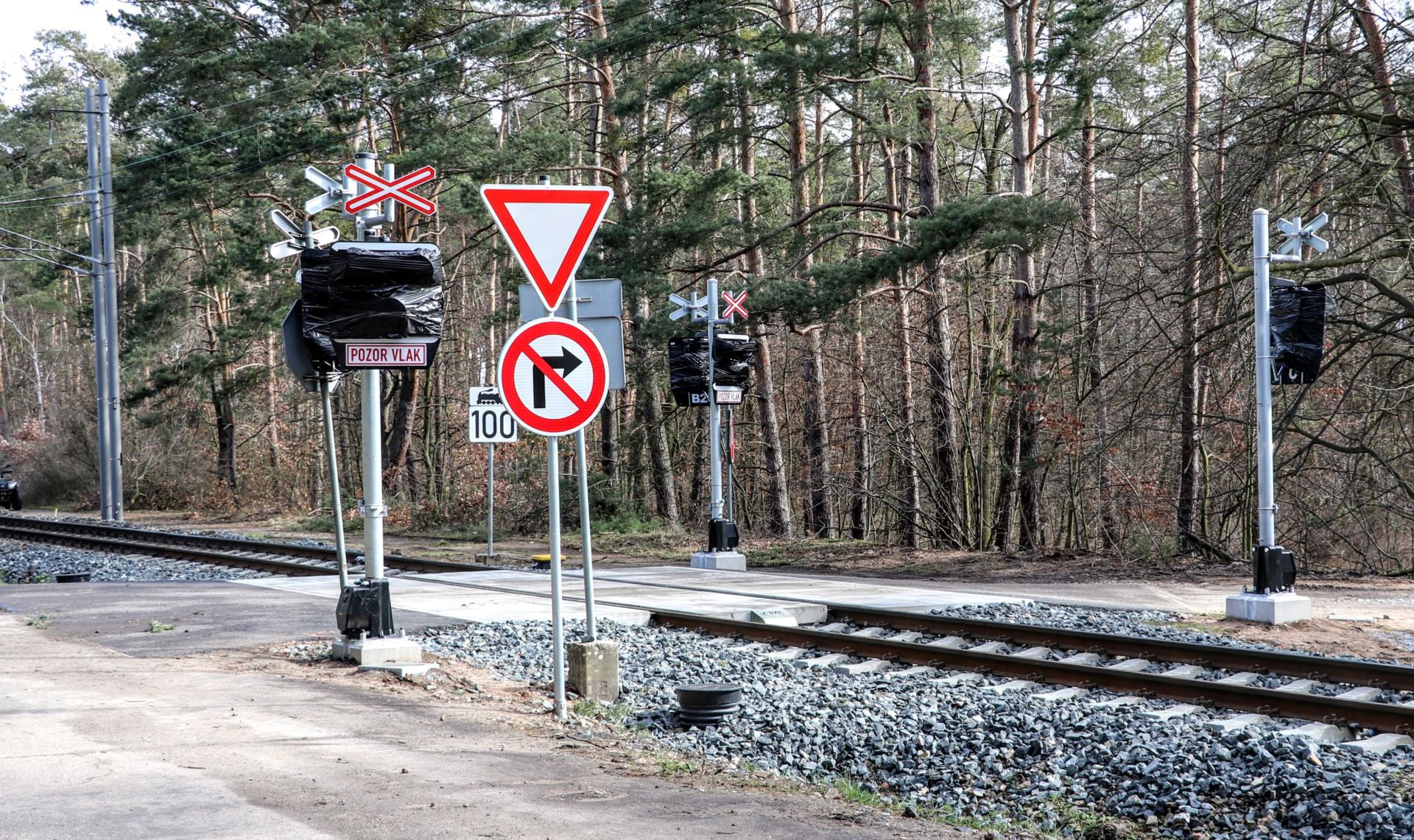 Rekonstrukce přejezdů na trati Poříčany - Nymburk. Foto: Správa železnic