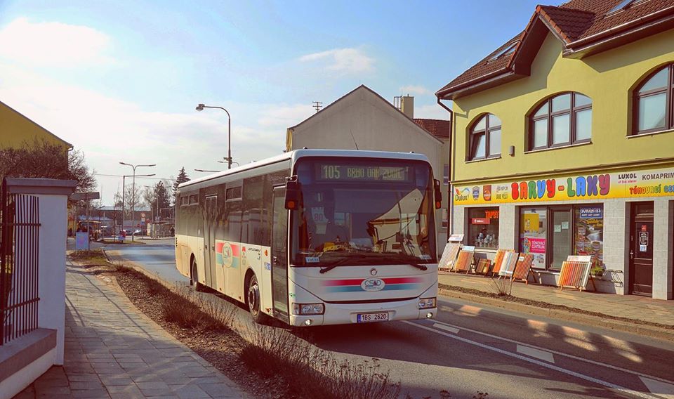 Autobus Iveco Crossway ČSAD Hodonín v Pohořelicích. Foto: Kordis JMK