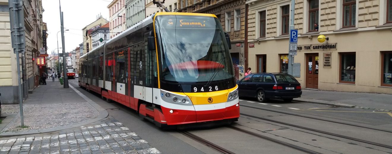 Tramvaje v Seifertově ulici v Praze na Žižkově. Autor: Zdopravy.cz/Jan Šindelář