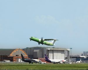 ATR 72-600F po startu z Toulouse. Foto: ATR