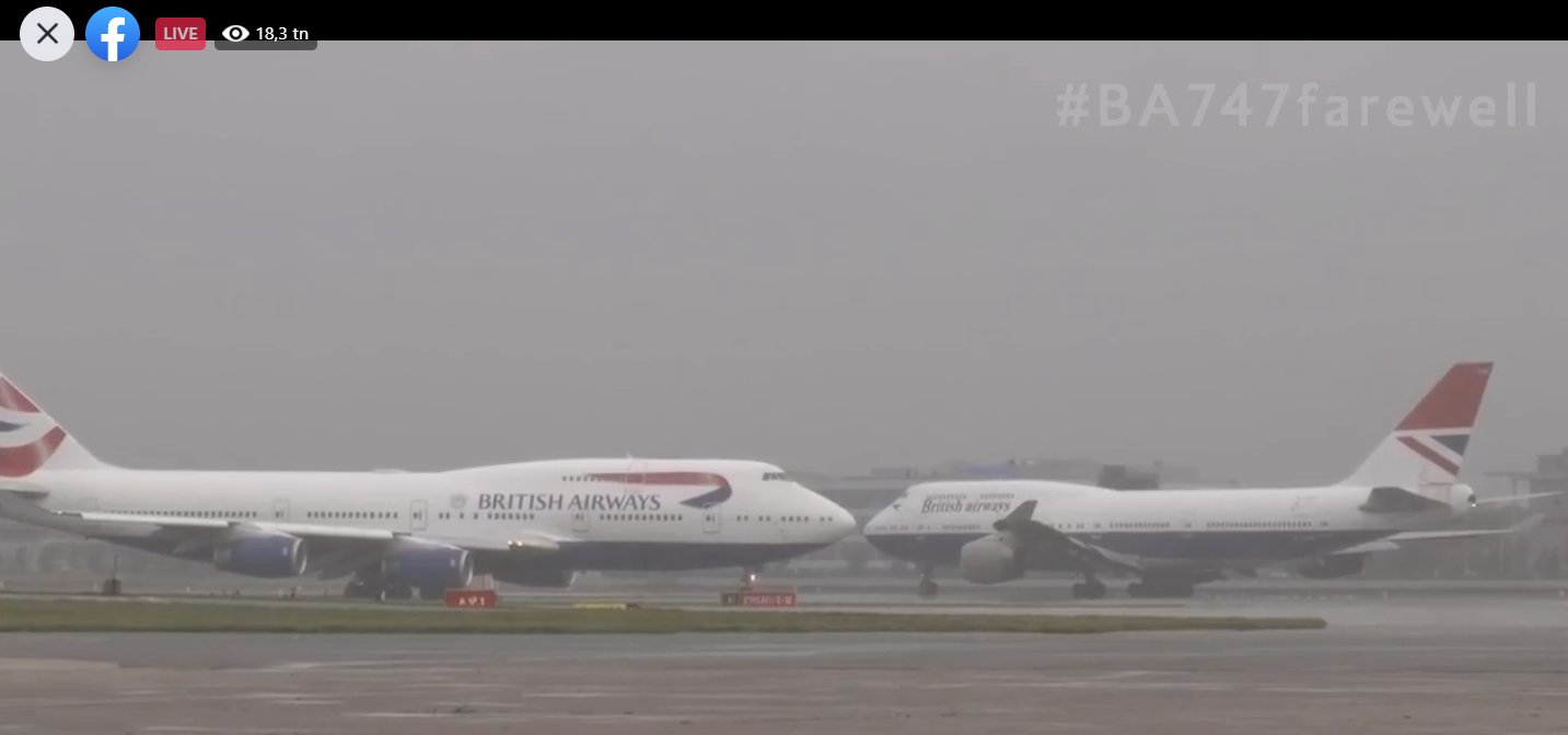 Poslední dva Boeingy 747 těsně před odletem z Heathrow. Foto: FB přenos British Airways