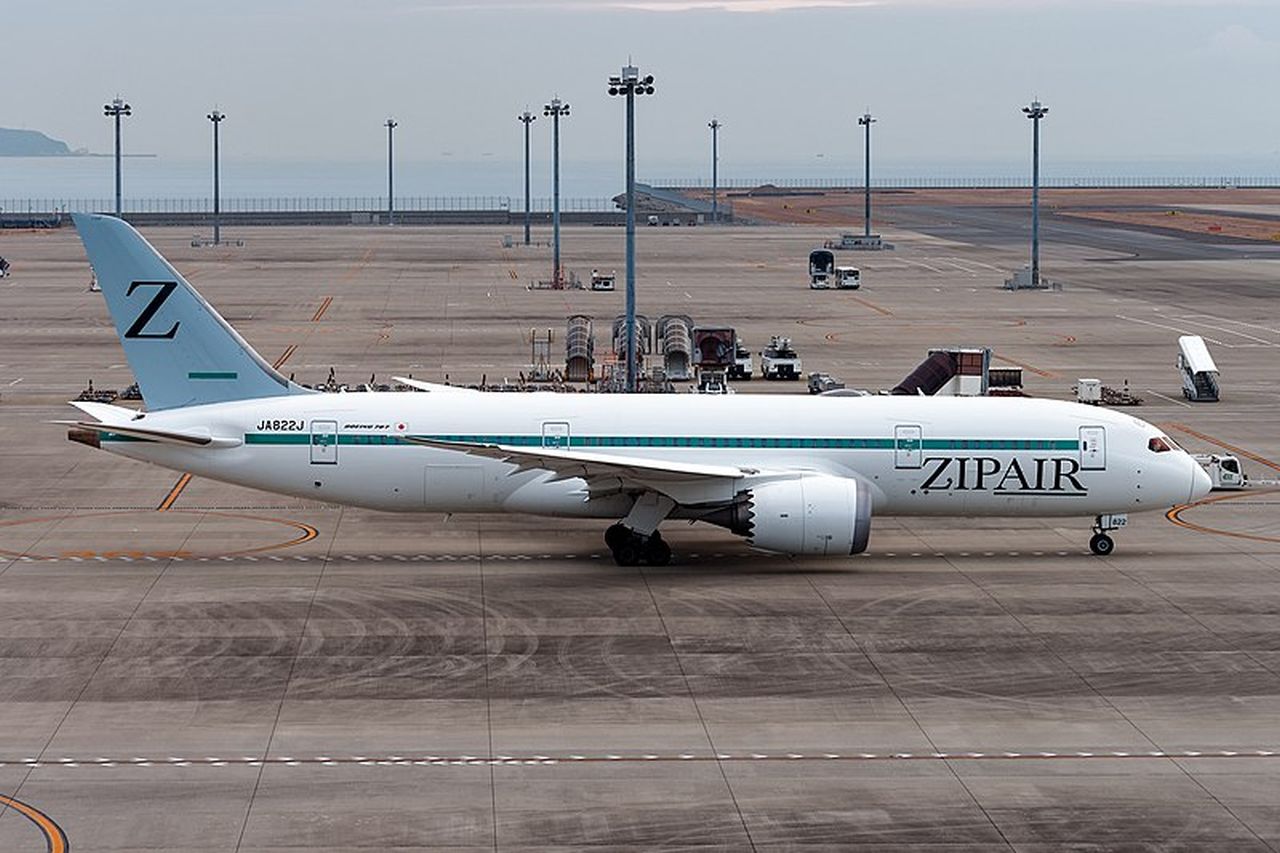 Boeing 787-8 společnosti Zipair. Foto: Melv_L - MACASR, CC BY-SA 2.0 , via Wikimedia Commons