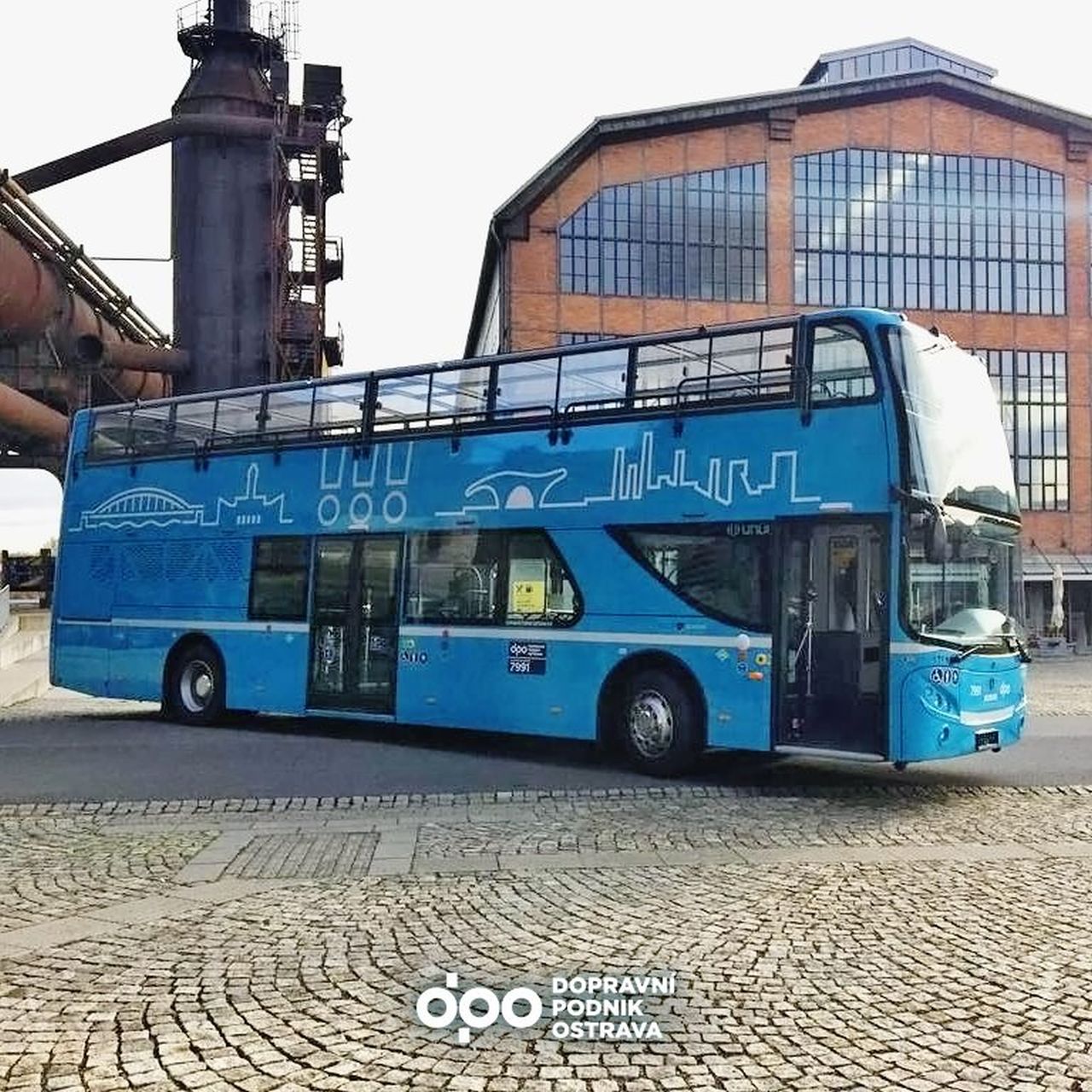 Dvoupodlažní autobus Scania pro Dopravní podnik Ostrava. Foto: DPO