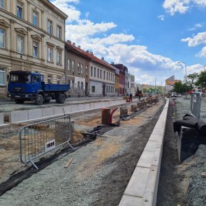 Budování tramvajové trati v Plotní. Foto: FB Tramvaj Plotní