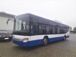 Autobus Setra 415 LE Business. Pramen: Icom Transport