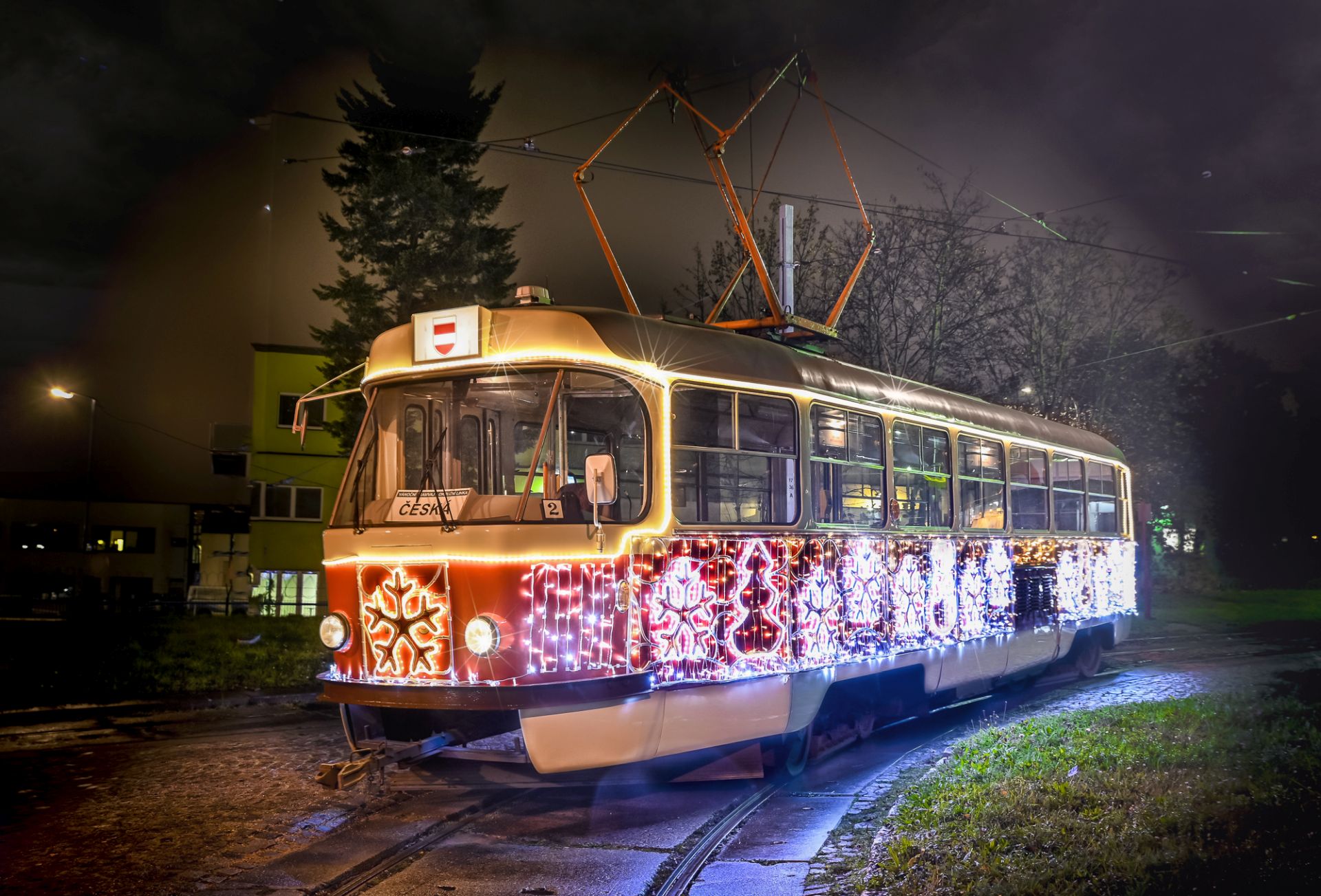 Brněnská vánoční tramvaj. Pramen: Dopravní podnik města Brna