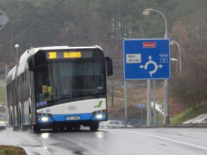 Autobus Solaris v chomutovské MHD. Autor: Zdopravy.cz/Jan Šindelář