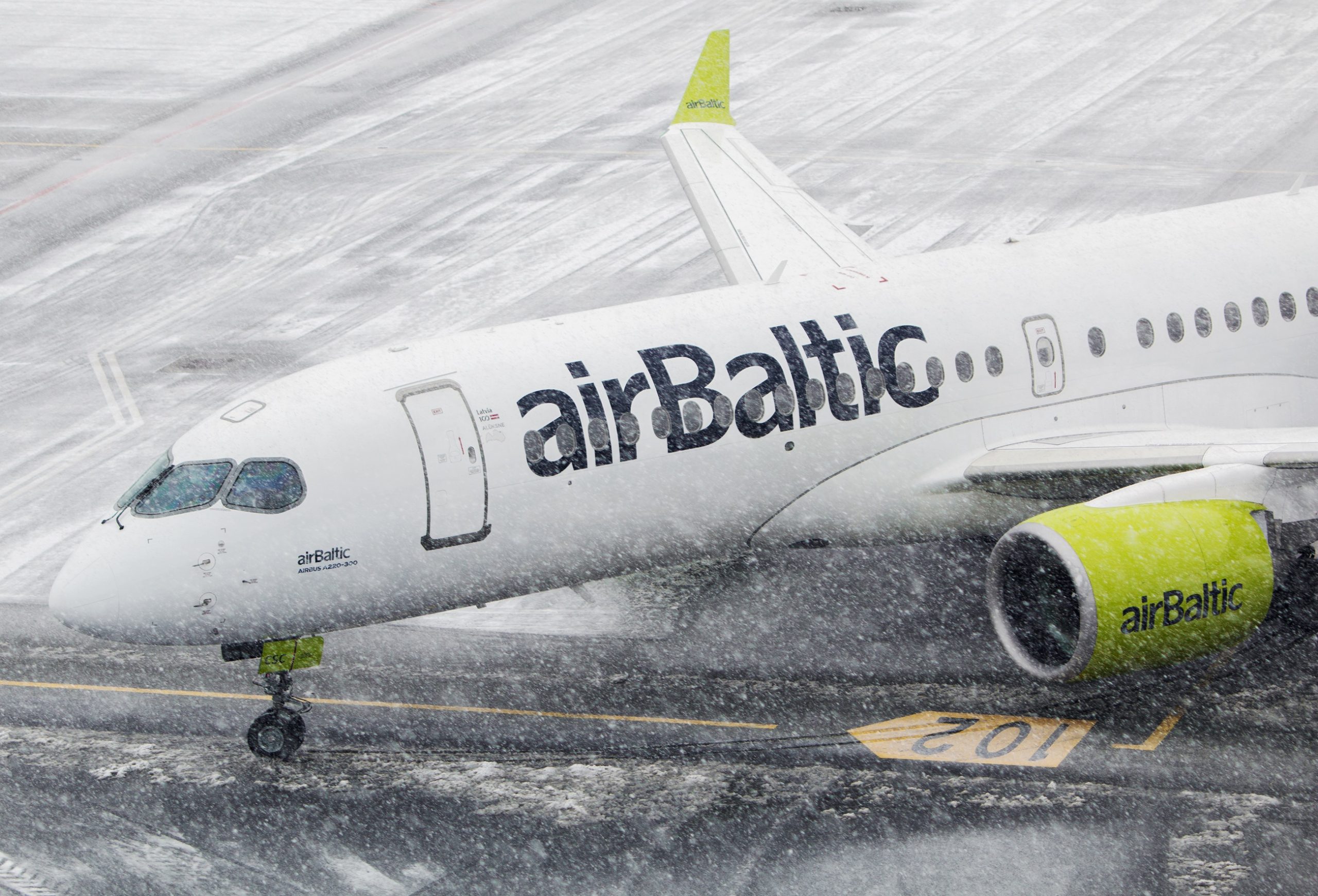 Nové airbusy A220-300 v barvách airBaltic. Foto: airBaltic