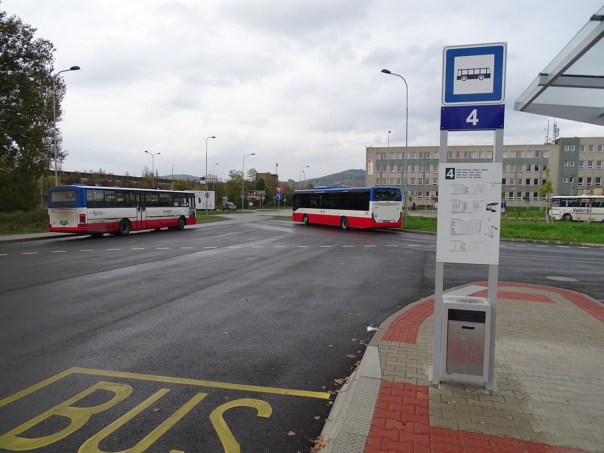 Autobusové nádraží v Berouně. Pramen: Wikimedia Commons, ŠJů