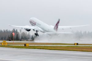 Boeing 777F v barvách Qatar Airways Cargo. Foto. Qatar Airways Cargo