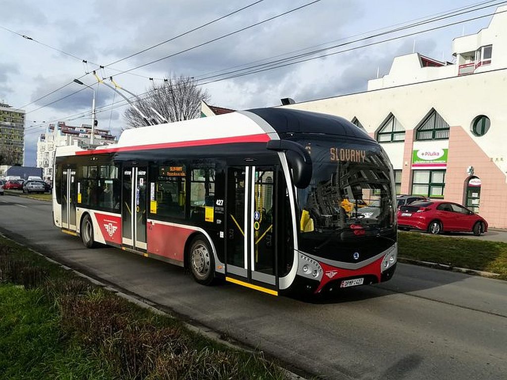 Pardubický trolejbus Škoda 32 TR SOR. Pramen: DPMP