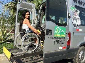 Přeprava handicapovaných, ilustrační foto. By Dinafgomes - Own work, CC BY-SA 4.0, https://commons.wikimedia.org/w/index.php?curid=38666802