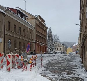 Omezení v Podhorské ulici. Foto: Liberecký kraj