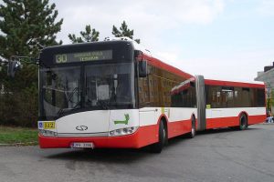 Solaris Urbino 18 v barvách Plzeňských městských dopravních podniků. Foto: PMDP