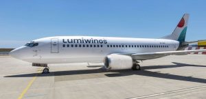 Boeing 737-300 společnosti Lumiwings. Foto: Lumiwings