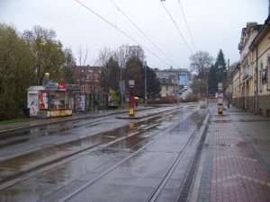 Hanychovská ulice v Liberci a zastávka Staré pekárny. Foto: ŠJů / Wikimedia Commons
