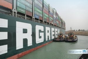 Vyprošťování lodi Ever Given uvízlé v Suezském průplavu na jaře 2021. Foto: Suez Canal Authority