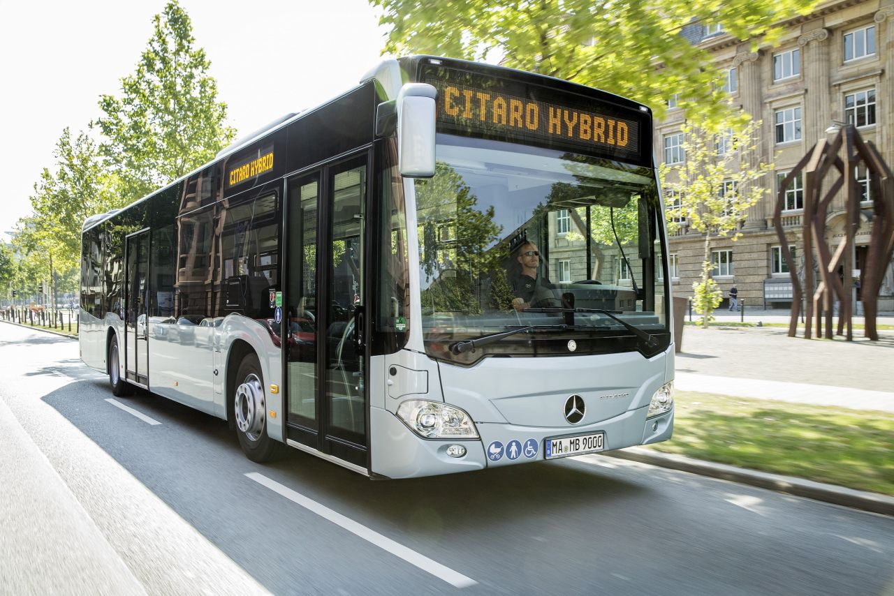 Hybridní autobus Mercedes-Benz Citaro. Foto: MB